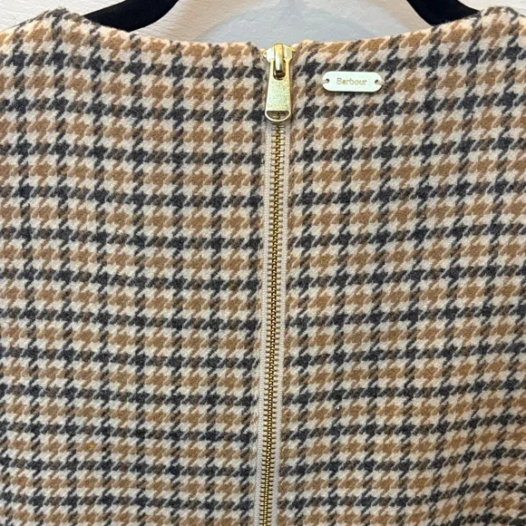 Barbour Beige and Navy Houndstooth Sleeveless Shift Dress - Picture 3 of 4